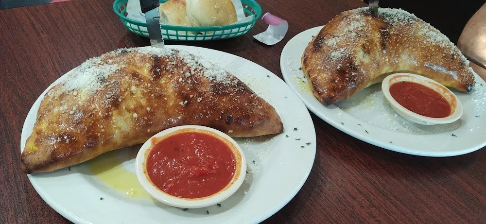 Calzone & Stromboli